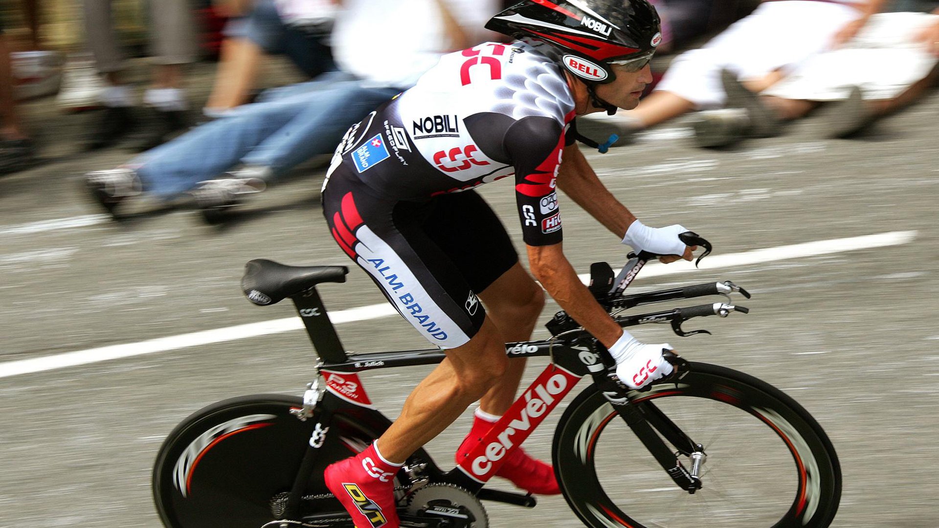 北欧冷锋与橙色火焰，从瑞典绝杀到加克波接管英超的胜利哲学