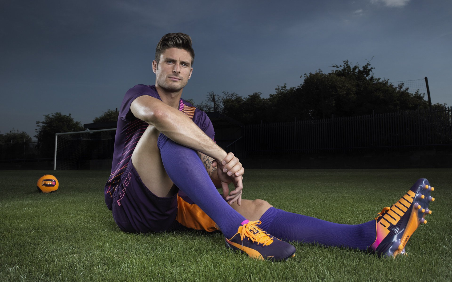 英超争冠焦点战，那不勒斯制霸皇家社会的战术启示